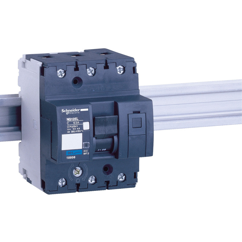 Istič NG125L 3P 32A B 18763