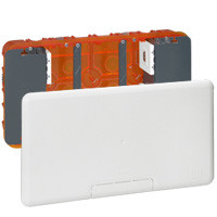 �katu�a BAT-MULTIMEDIABOX 2X5M 080195