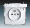 Z�suvka TANGO 5519A-A02397 B  vie�ko IP40, clonky biela 5519A-A02397 B